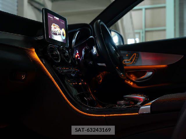 Mercedes Benz C-CLASS 2017-08 6613136-18