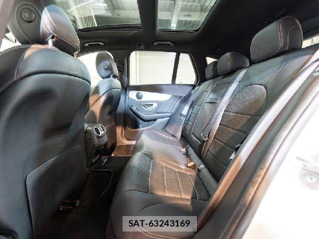 Mercedes Benz C-CLASS 2017-08 6613136-29