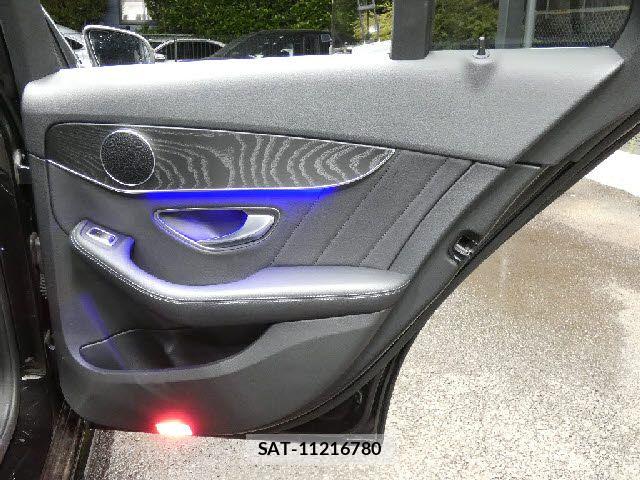 Mercedes Benz C-CLASS 2019-05 6641957-22
