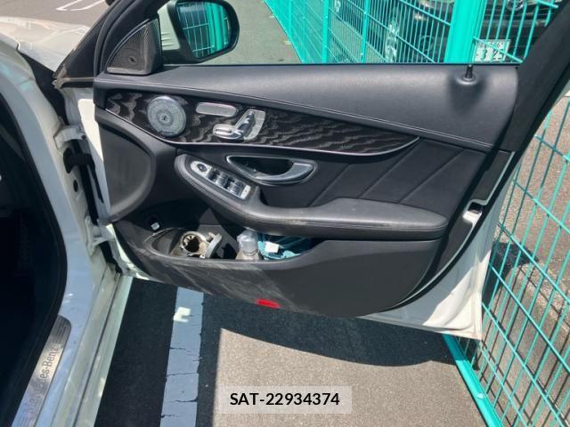 Mercedes Benz C-CLASS 2015-06 6641961-14