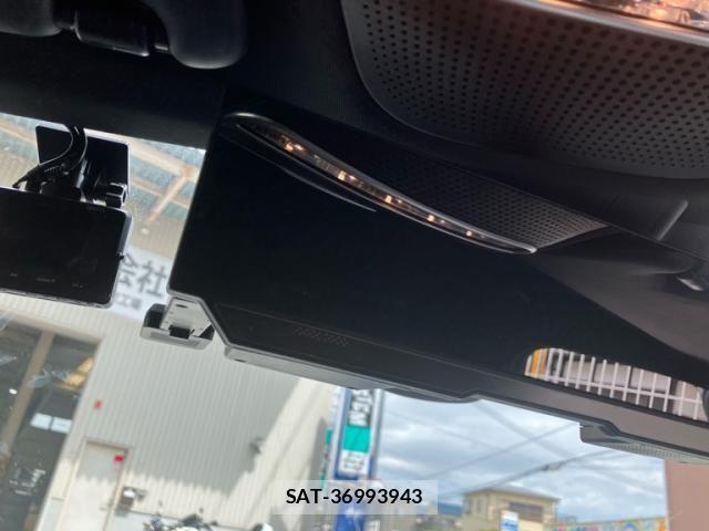 Mercedes Benz C-CLASS 2019-01 6672448-23