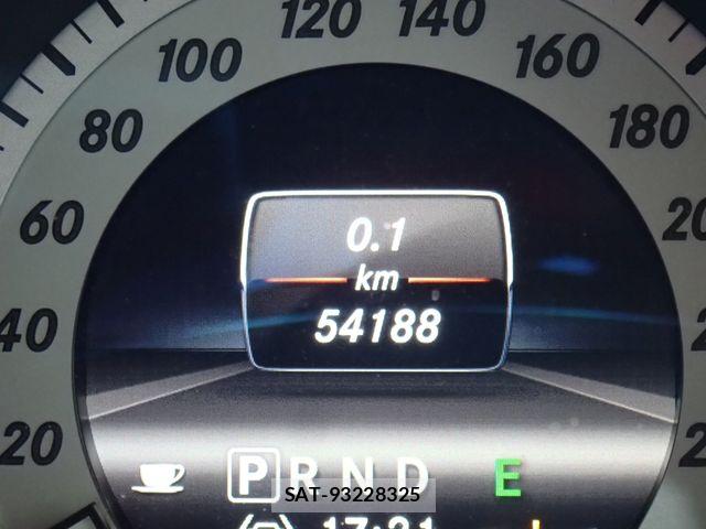 Mercedes Benz C-CLASS 2013-05 6672444-13