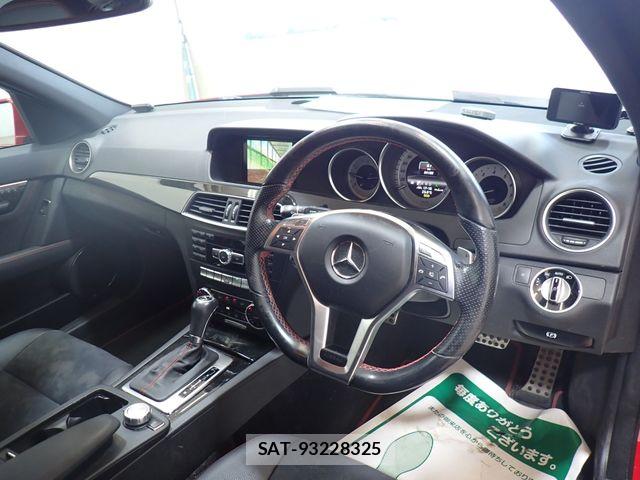 Mercedes Benz C-CLASS 2013-05 6672444-1