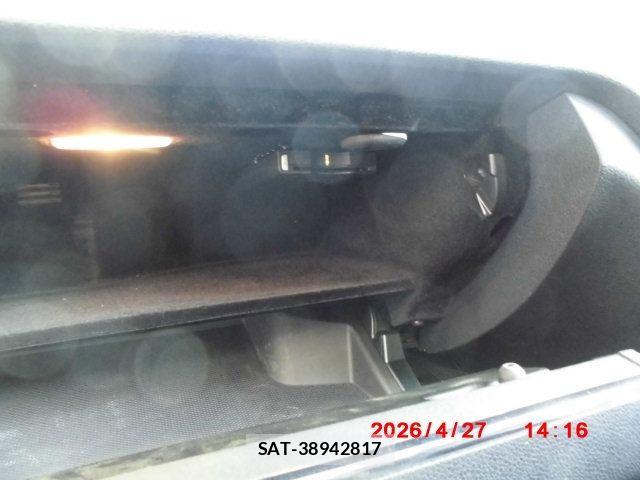 Mercedes Benz C-CLASS 2009-03 6676810-15