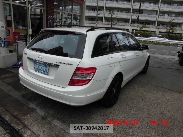 Mercedes Benz C-CLASS 2009-03 6676810-4