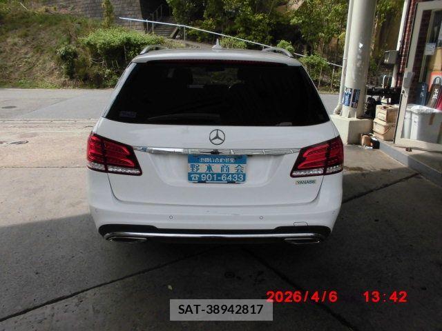 Mercedes Benz C-CLASS 2009-03 6676810-5