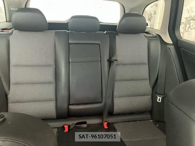 Mercedes Benz C-CLASS 2011-01 6908245-7
