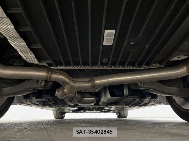 Mercedes Benz C-CLASS 2018-06 6995517-19