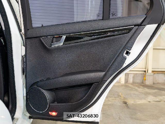 Mercedes Benz C-CLASS 2013-07 7059458-21