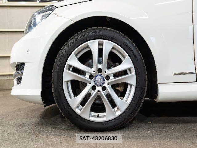 Mercedes Benz C-CLASS 2013-07 7059458-7