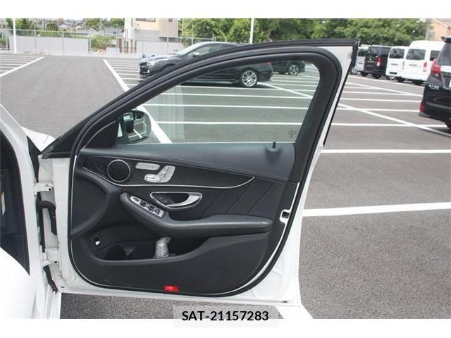 Mercedes Benz C-CLASS 2016-04 7221542-23