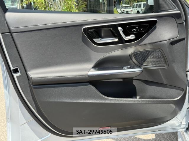 Mercedes Benz C-CLASS 2022-07 7221546-26