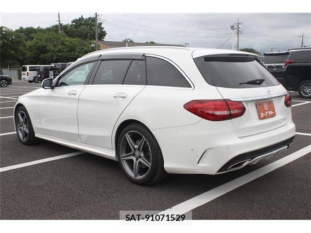 Mercedes Benz C-CLASS 2015-06 7221541-21