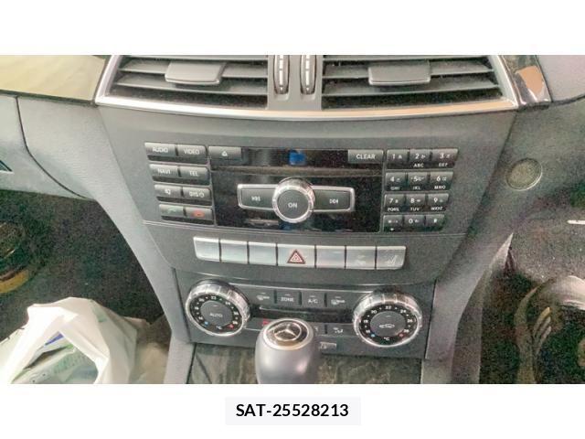 Mercedes Benz C-CLASS 2011-10 7251462-17
