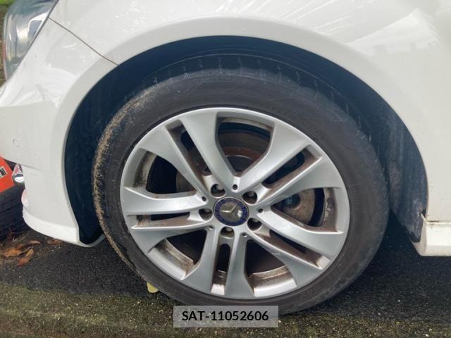 Mercedes Benz C-CLASS 2012-12 7251460-7
