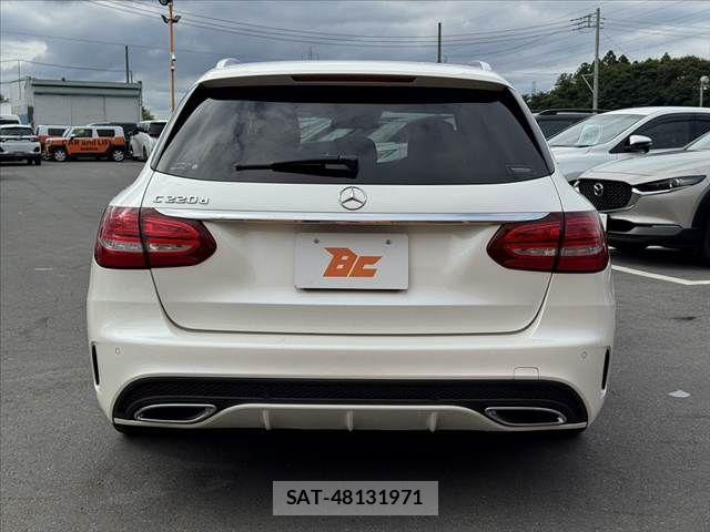 Mercedes Benz C-CLASS 2018-07 7358697-13