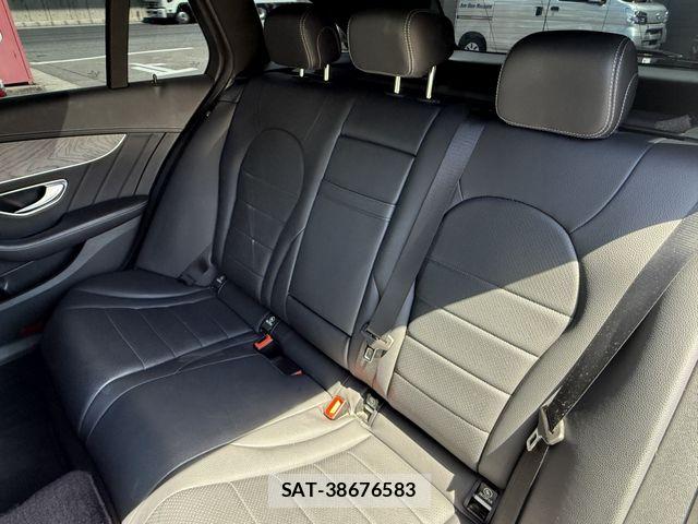 Mercedes Benz C-CLASS 2017-05 7392819-12