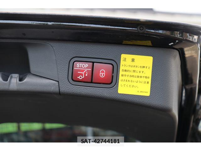 Mercedes Benz C-CLASS 2017-01 7455679-17
