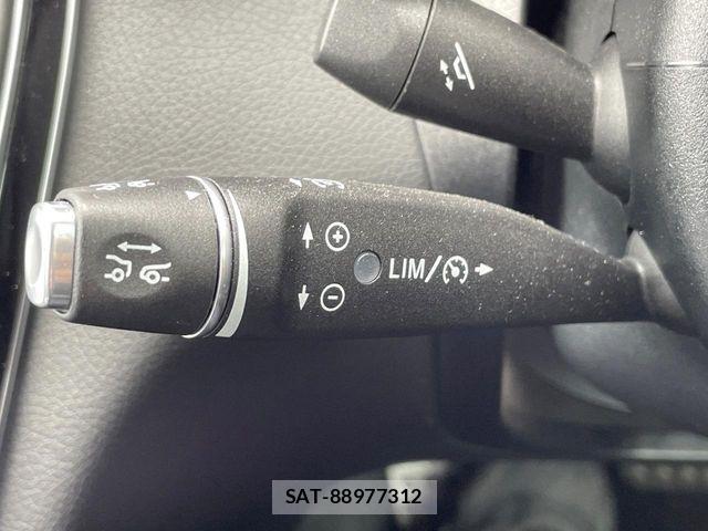 Mercedes Benz C-CLASS 2017-06 7455675-7