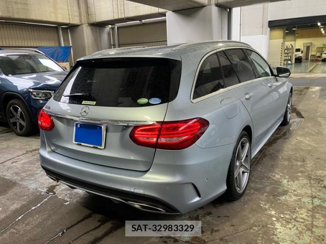 Mercedes Benz C-CLASS 2017-09 7562411-2