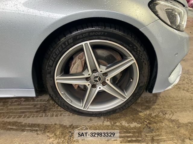 Mercedes Benz C-CLASS 2017-09 7562411-6
