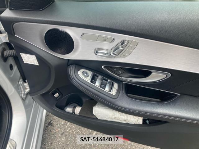 Mercedes Benz C-CLASS 2018-03 7562410-14