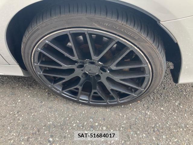 Mercedes Benz C-CLASS 2018-03 7562410-6