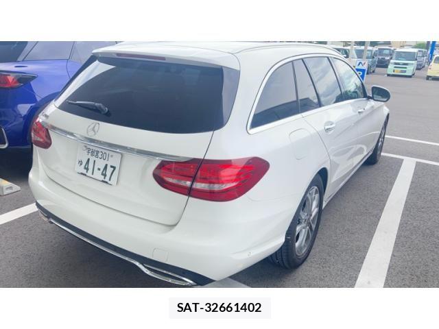 Mercedes Benz C-CLASS 2015-07 7617965-3