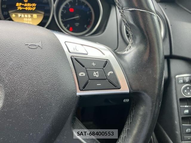 Mercedes Benz C-CLASS 2011-12 7617966-18