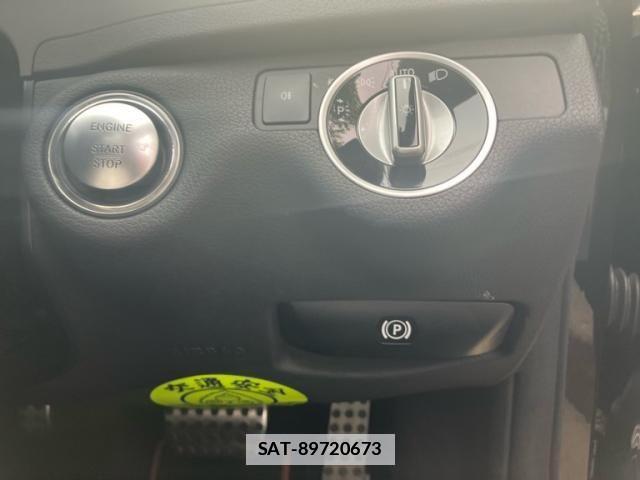 Mercedes Benz C-CLASS 2012-12 7786903-12