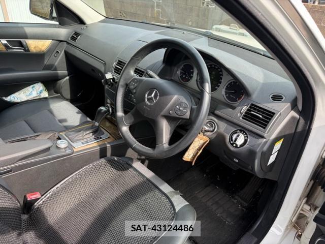 Mercedes Benz C-CLASS 2008-11 7962569-7