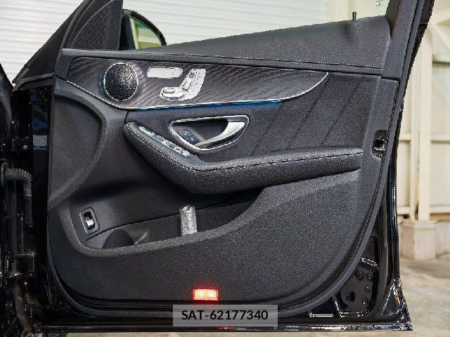 Mercedes Benz C-CLASS 2018-01 7962567-23