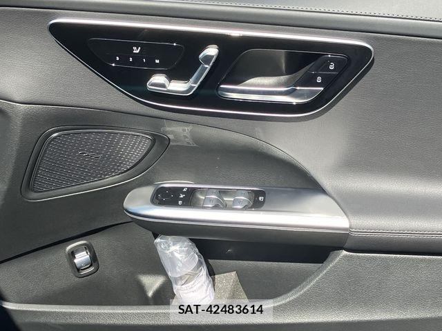 Mercedes Benz C-CLASS 2025-07 7979908-4