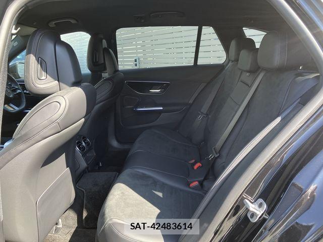 Mercedes Benz C-CLASS 2025-07 7979908-7