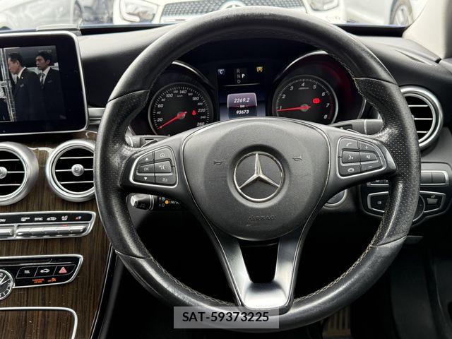 Mercedes Benz C-CLASS 2018-05 7979913-16