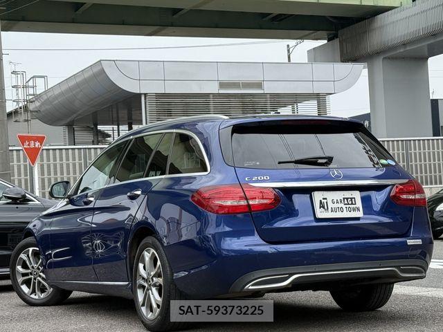 Mercedes Benz C-CLASS 2018-05 7979913-5
