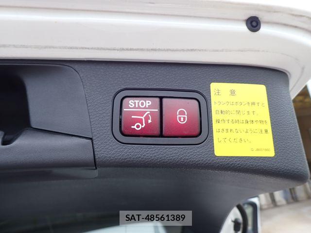 Mercedes Benz C-CLASS 2017-06 8036664-25