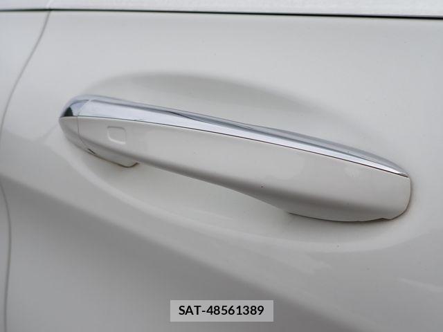 Mercedes Benz C-CLASS 2017-06 8036664-8