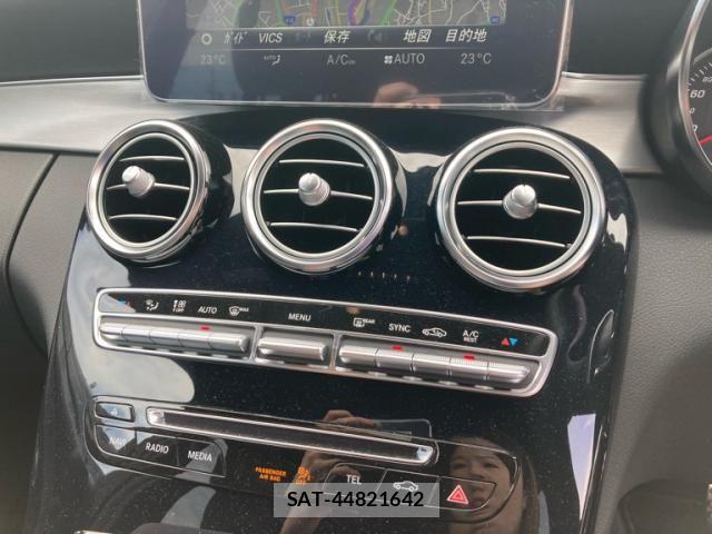 Mercedes Benz C-CLASS 2018-07 8036667-25