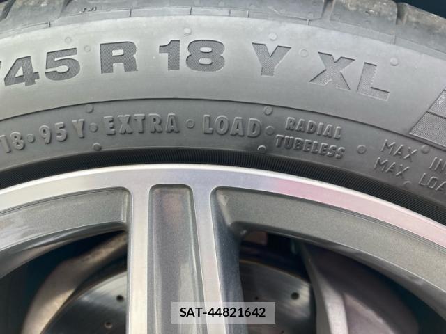 Mercedes Benz C-CLASS 2018-07 8036667-7