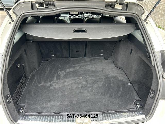 Mercedes Benz C-CLASS 2017-07 8074532-16