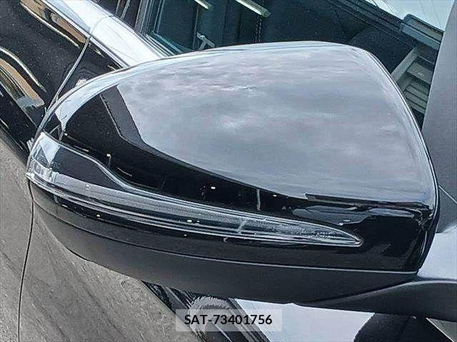 Mercedes Benz C-CLASS 2018-02 8100353-22
