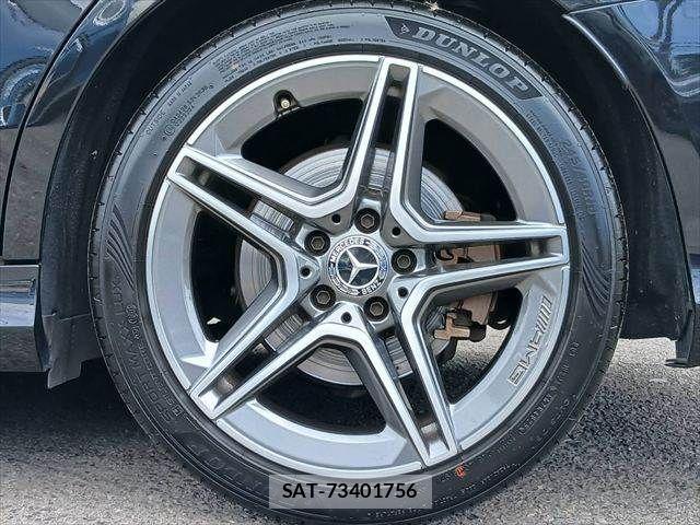 Mercedes Benz C-CLASS 2018-02 8100353-24