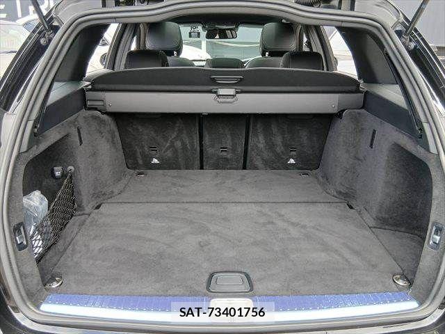 Mercedes Benz C-CLASS 2018-02 8100353-8