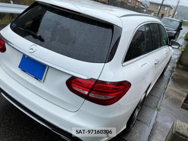 Mercedes Benz C-CLASS 2014-12 8100352-3