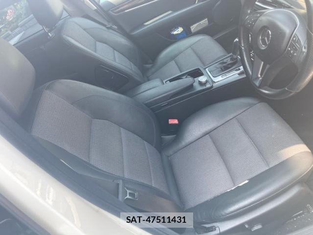 Mercedes Benz C-CLASS 2011-07 8158781-12