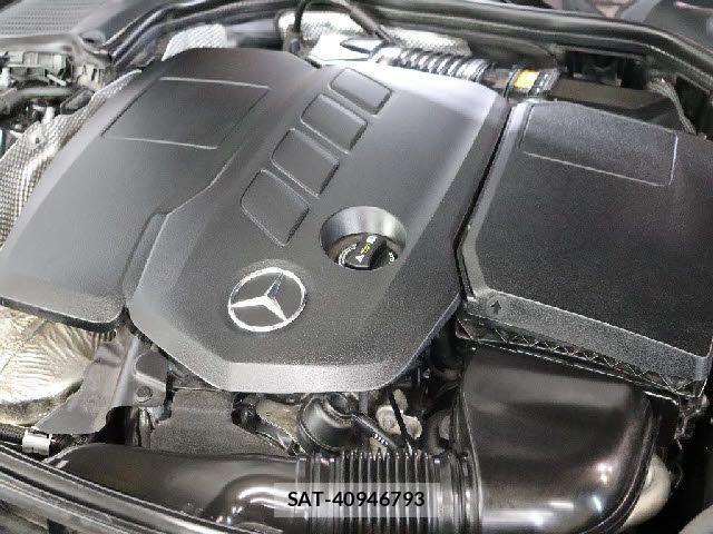 Mercedes Benz C-CLASS 2022-12 8208634-5