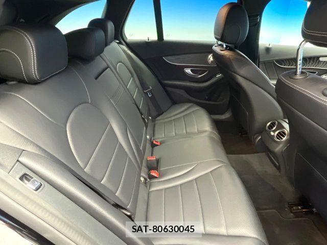 Mercedes Benz C-CLASS 2016-03 8208637-9