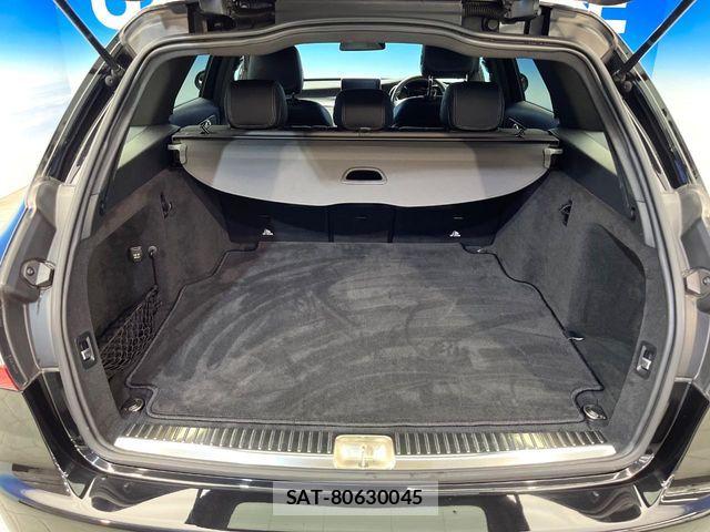 Mercedes Benz C-CLASS 2016-03 8208637-12