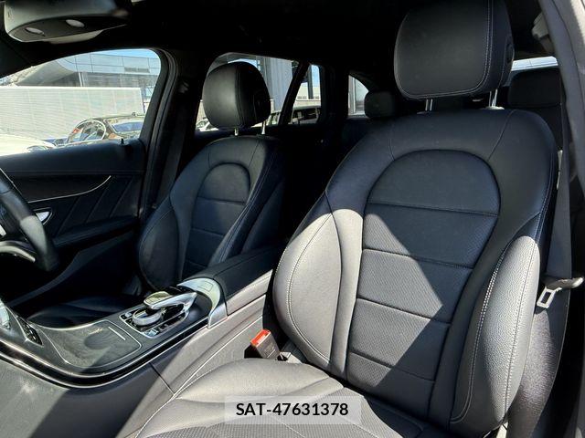 Mercedes Benz C-CLASS 2017-06 8208640-11